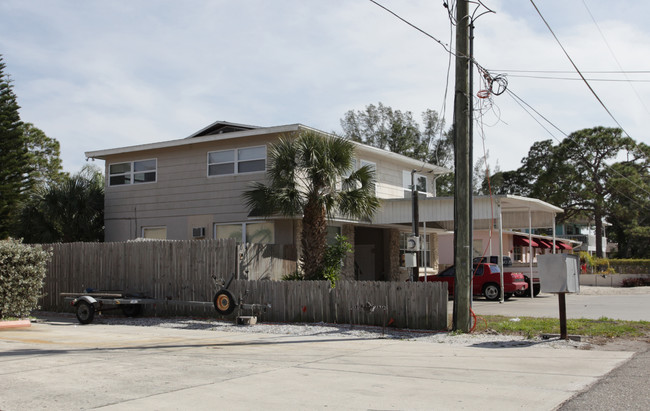 27264 J C Ln in Bonita Springs, FL - Foto de edificio - Building Photo