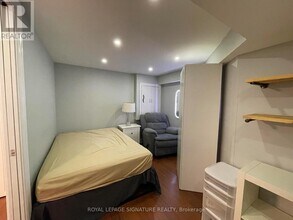 157 Rouge River Dr in Toronto, ON - Building Photo - Building Photo