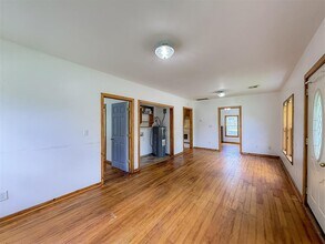 1109 E Corona St in Ada, OK - Building Photo - Building Photo