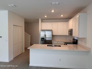 318 Belfort Ct in St. Augustine, FL - Foto de edificio - Building Photo