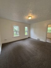 840 Work Dr in Akron, OH - Building Photo - Building Photo