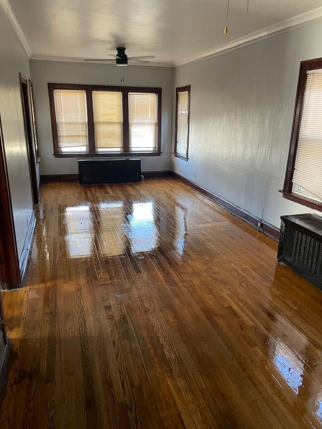 property at 10422 S Calhoun Ave
