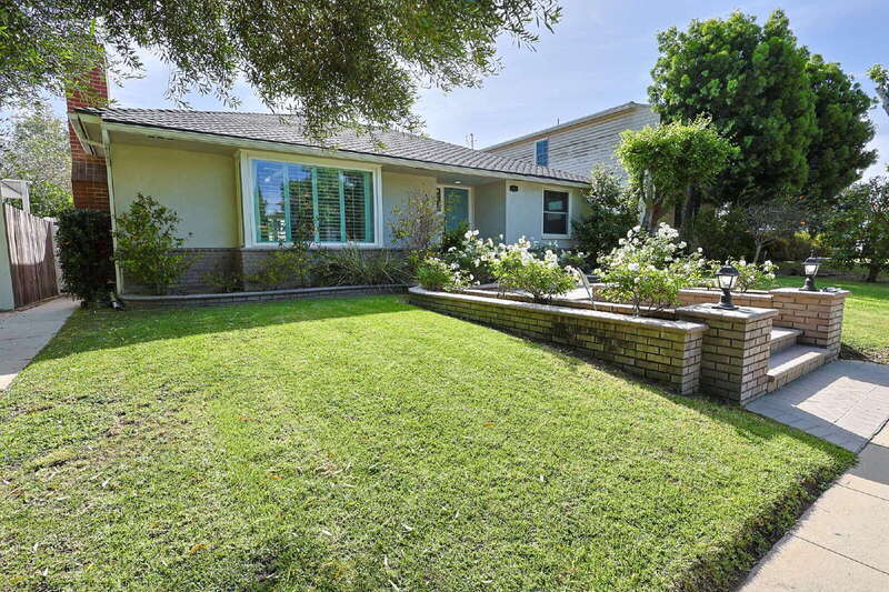 4334 Olive Ave in Long Beach, CA - Building Photo