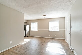 1618 Longleaf Dr in Charlotte, NC - Building Photo - Building Photo