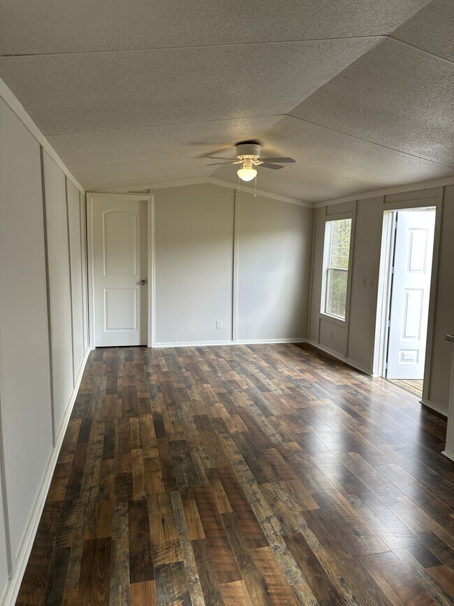 111 Dr 1175 Dr in Guntown, MS - Building Photo - Building Photo
