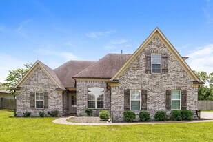 4721 Shinault Ln in Olive Branch, MS - Building Photo
