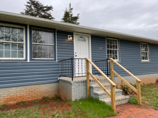 7433 Magnolia Pl in Gordonsville, VA - Building Photo - Building Photo