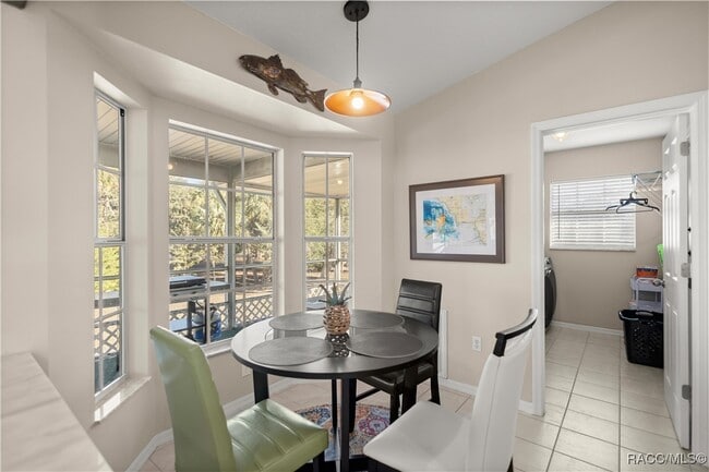 property at 11275 Pool Ct W