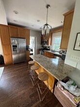 759 Pelhamdale Ave, Unit 3bedrrom in Pelham, NY - Foto de edificio - Building Photo
