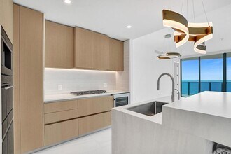 900 N Ocean Blvd, Unit 1405 in Pompano Beach, FL - Building Photo - Building Photo