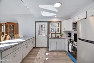 1121 Cobblewood Rd in Newfoundland, PA - Building Photo - Building Photo