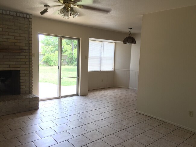 property at 4310 Prairie Dr