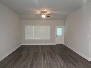 402 Cherokee Dr in Montgomery, TX - Building Photo - Building Photo