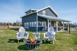 670 Blue Heron Dr in Whitefish, MT - Building Photo