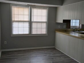 1235 Hillcrest Dr in Ashland, OH - Building Photo - Building Photo