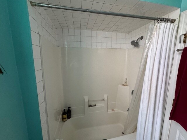 3145 W Augusta Blvd in Chicago, IL - Building Photo
