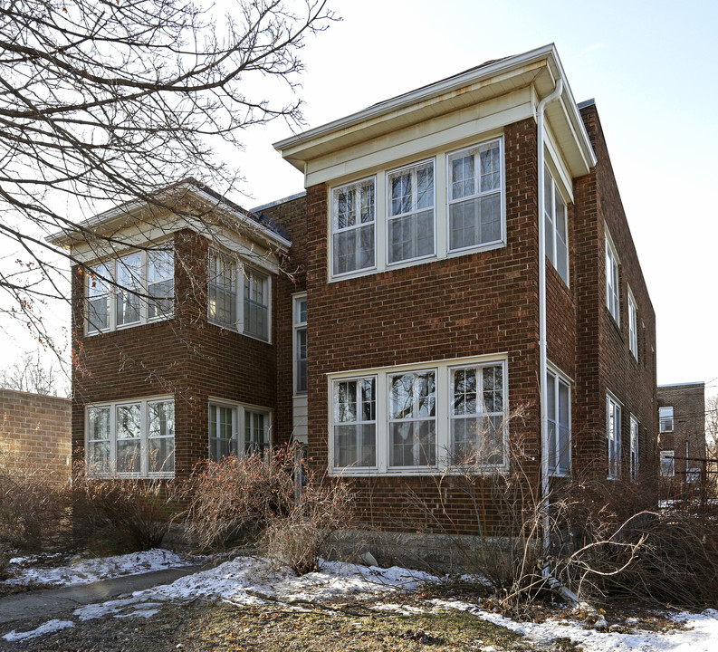 1702 Selby Ave in St. Paul, MN - Foto de edificio