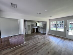 5742 Flamingo Dr in Houston, TX - Building Photo - Building Photo