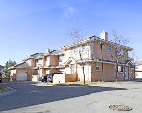 Coral Springs Estates in Calgary, AB - Building Photo - Building Photo