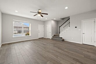 718 Tinton Falls Ln in Pflugerville, TX - Building Photo - Building Photo