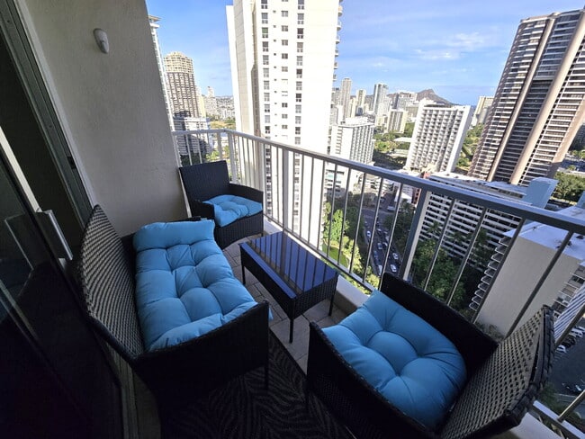 property at 400 Hobron Ln