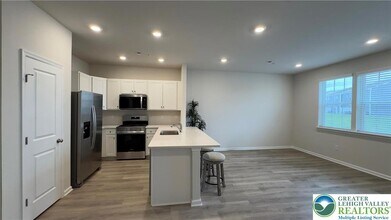 1273 Martin Rd in Breinigsville, PA - Building Photo - Building Photo