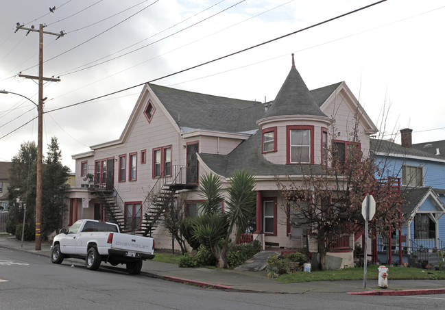 2407-2421 E 21st St in Oakland, CA - Building Photo - Building Photo