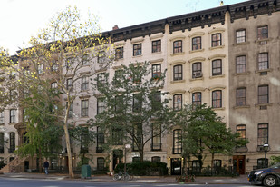 452 W 23rd St Apartments