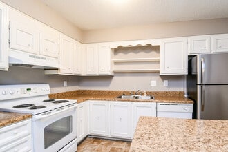 2569 Gaylon St in Birmingham, AL - Building Photo - Building Photo