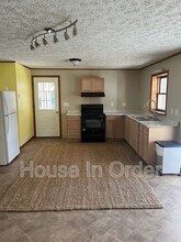 89 Medley Dr in Waynesville, NC - Building Photo - Building Photo