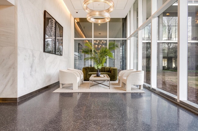 9655 Woods Dr in Skokie, IL - Building Photo - Building Photo