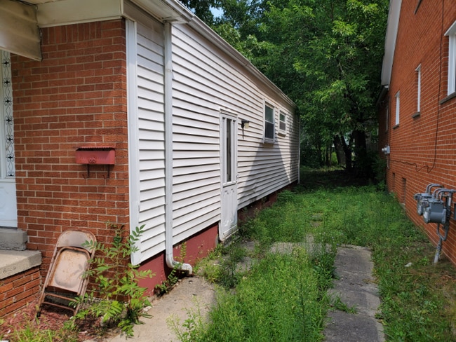 18884 Bloom St in Detroit, MI - Building Photo - Building Photo