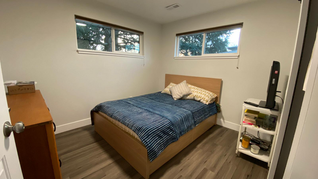property at 12863 E Park Ln Dr