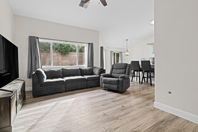 2420 Inverness Dr in Lincoln, CA - Building Photo - Building Photo