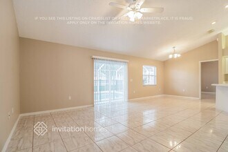 130 Thousand Oaks Blvd in Davenport, FL - Building Photo - Building Photo