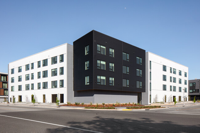 Edge in West Sacramento, CA - Foto de edificio - Building Photo