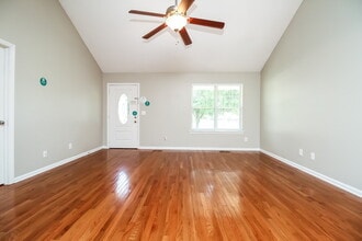 2231 Sawmill St in Murfreesboro, TN - Building Photo - Building Photo