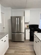 1825 Clover Ave, Unit 2 in Cleveland, OH - Building Photo - Building Photo