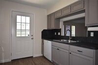 7407 Cortes Dr photo'