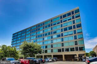 1101 3rd St SW in Washington, DC - Building Photo