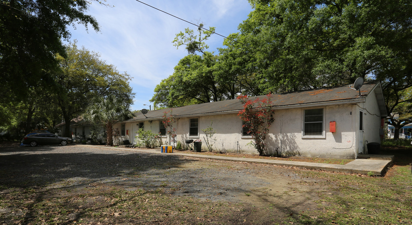 1512 Clark St in Jacksonville, FL - Building Photo