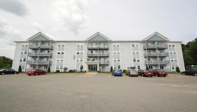 Southgate Apartments in Fredericton, NB - Building Photo - Building Photo