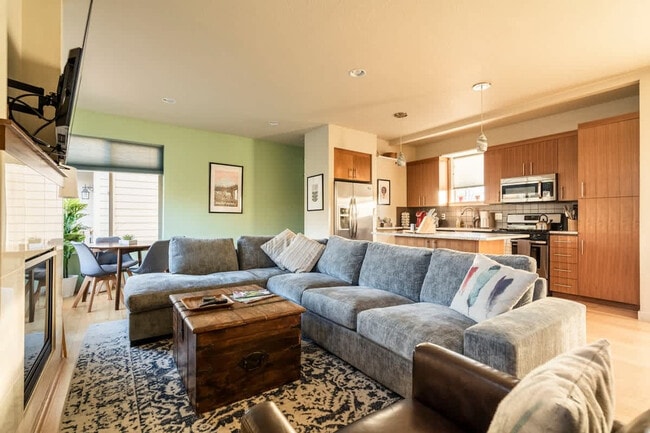 5264 NE Garfield Ave.