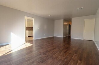 5725 Townhouse Ln in Beaumont, TX - Building Photo - Building Photo