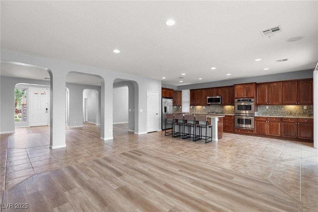 7609 Slide Rock Ave in Las Vegas, NV - Building Photo