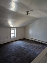 134 Hillsdale Street, Unit 5 in Hillsdale, MI - Building Photo - Building Photo