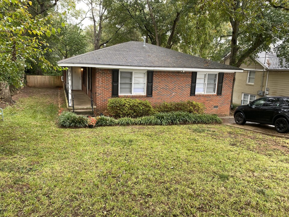 99 Norwood Ave NE, Unit B in Atlanta, GA - Building Photo