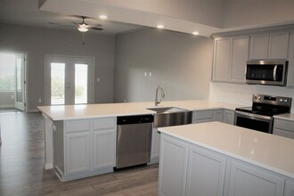 200 Majestic Dr in Branson, MO - Building Photo - Building Photo