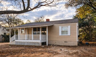 807 McArthur Blvd in Warner Robins, GA - Building Photo