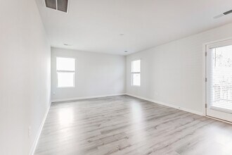 620 Millsgate Cir in Boiling Springs, SC - Foto de edificio - Building Photo